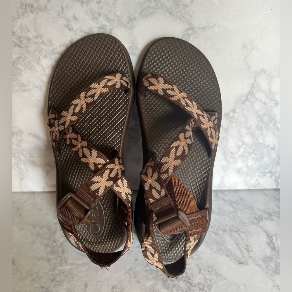 Z1 KIDS ECOTREAD FLOWER PATCH CHACO- GIRLS JUNIOR 6